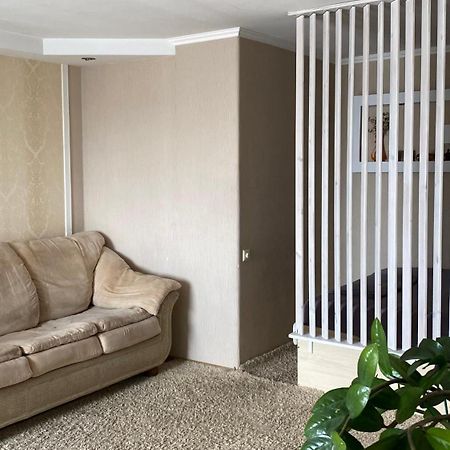 Cozy And Comfortable Apartment Cherkasy Exterior foto