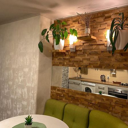 Cozy And Comfortable Apartment Cherkasy Exterior foto